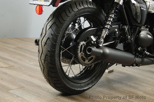 2018 Triumph Bonneville T100 BLACK Only 860 Miles! - 22950799 - 22