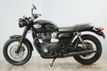2018 Triumph Bonneville T100 BLACK Only 860 Miles! - 22950799 - 3