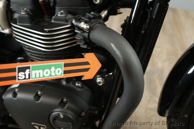 2018 Triumph Bonneville T100 BLACK Only 860 Miles! - 22950799 - 46