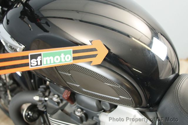2018 Triumph Bonneville T100 BLACK Only 860 Miles! - 22950799 - 52
