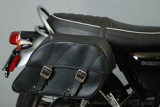 2018 Triumph Bonneville T120 Two Tone One Owner, 3502 Mi - 22927238 - 10
