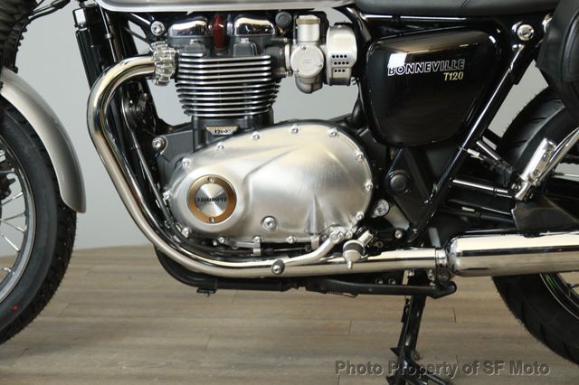 2018 Triumph Bonneville T120 Two Tone One Owner, 3502 Mi - 22927238 - 15