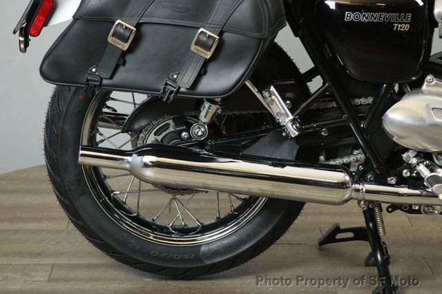 2018 Triumph Bonneville T120 Two Tone One Owner, 3502 Mi - 22927238 - 16