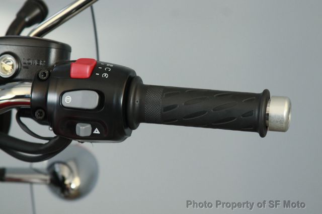 2018 Triumph Bonneville T120 Two Tone One Owner, 3502 Mi - 22927238 - 31