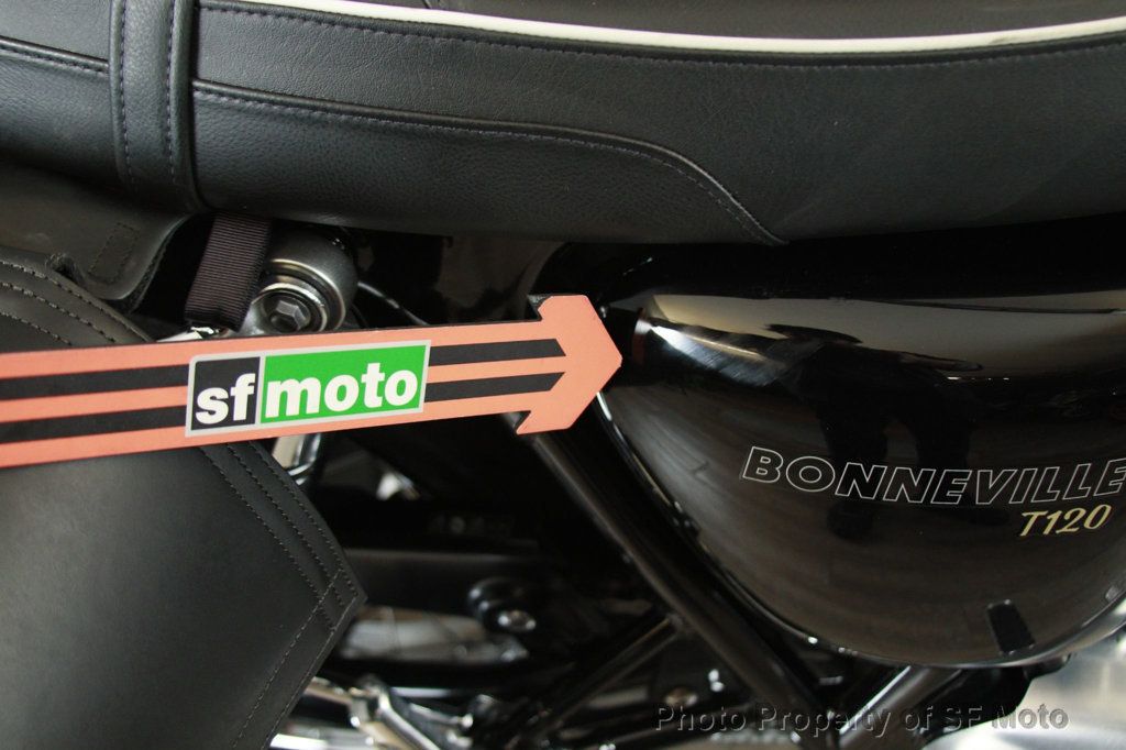 2018 Triumph Bonneville T120 Two Tone One Owner, 3502 Mi - 22927238 - 46