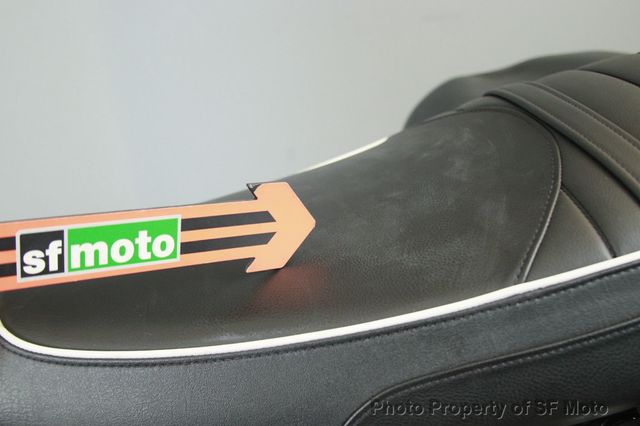 2018 Triumph Bonneville T120 Two Tone One Owner, 3502 Mi - 22927238 - 50