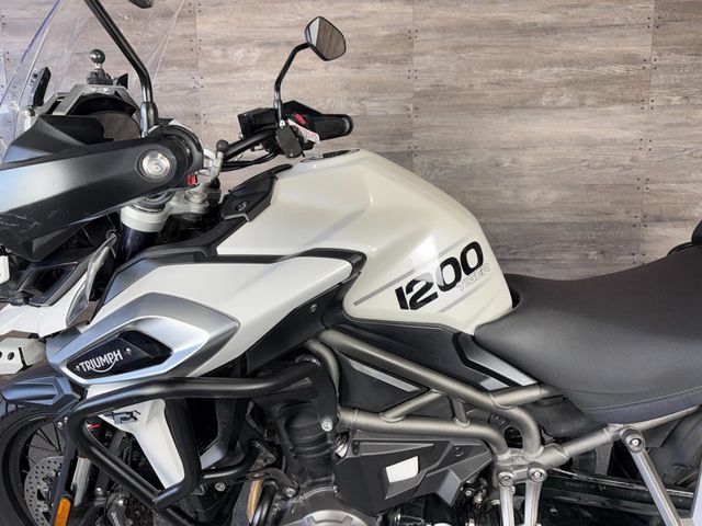 2018 Triumph Tiger 1200 XCA Mechanic Special - 22968175 - 11