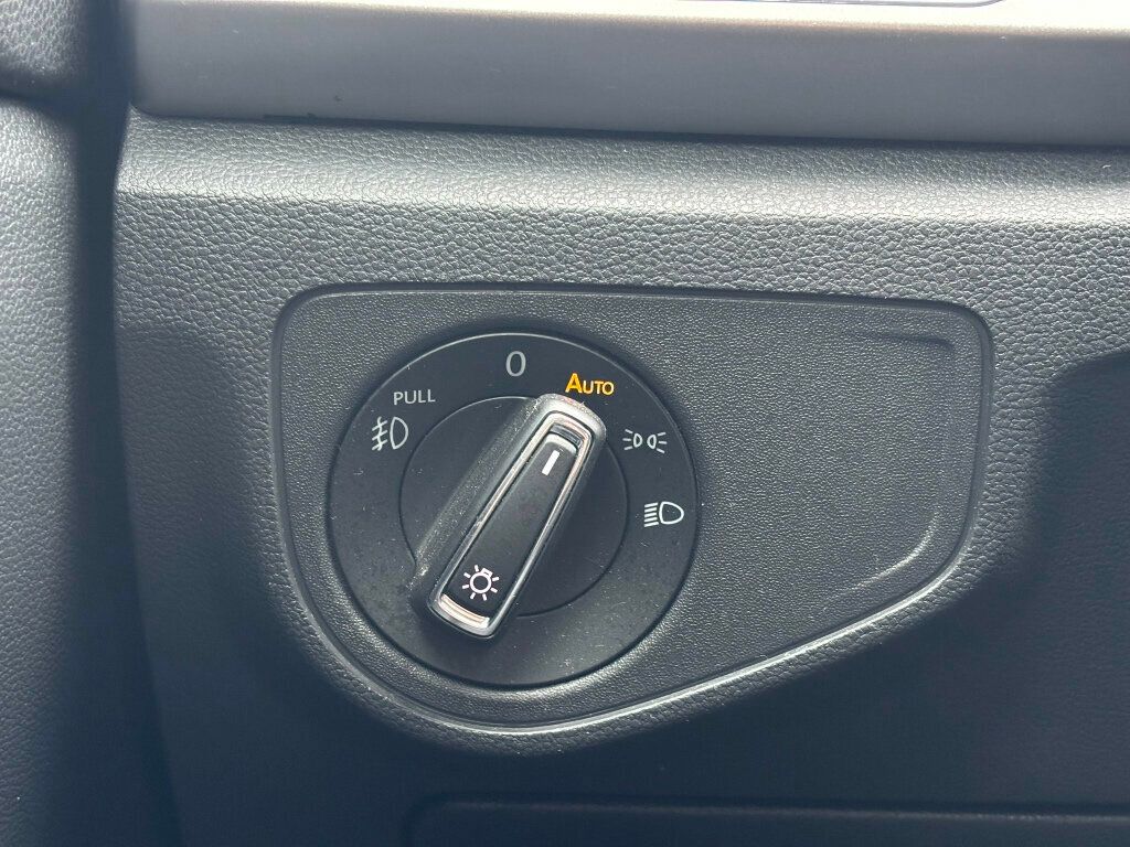 2018 Volkswagen Atlas  - 22956270 - 32