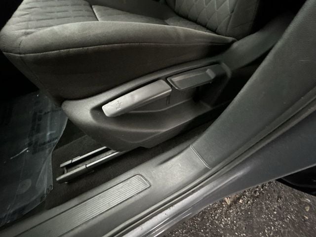 2018 Volkswagen Atlas 2.0T S FWD - 22970886 - 12