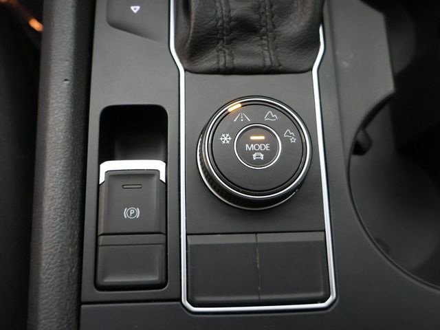 2018 Volkswagen Atlas 3.6L V6 Launch Edition 4MOTION - 22951003 - 45