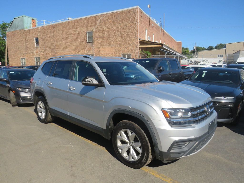 Volkswagen Atlas photo 3