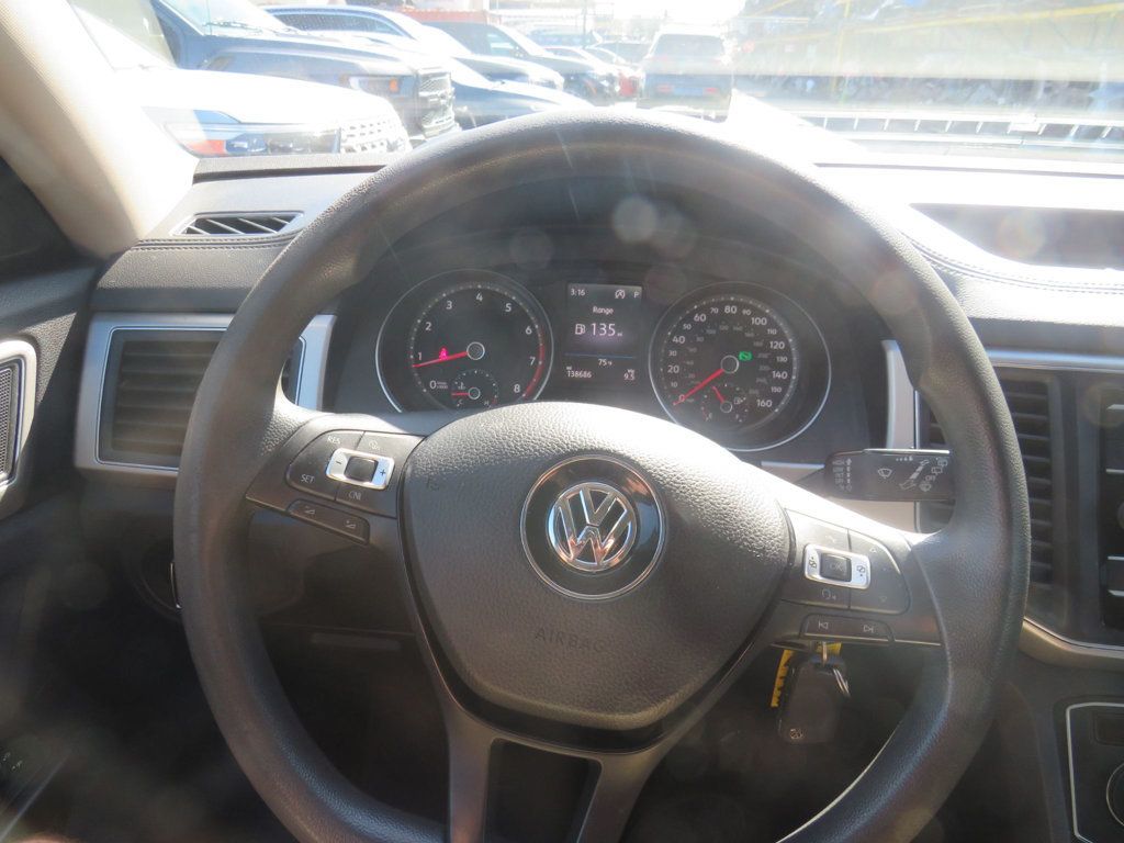Volkswagen Atlas photo 8