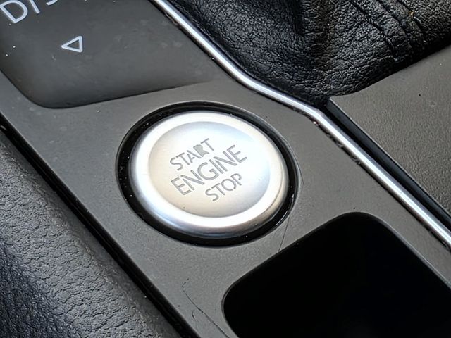 2018 Volkswagen Atlas 3.6L V6 SE 4MOTION - 23018089 - 18