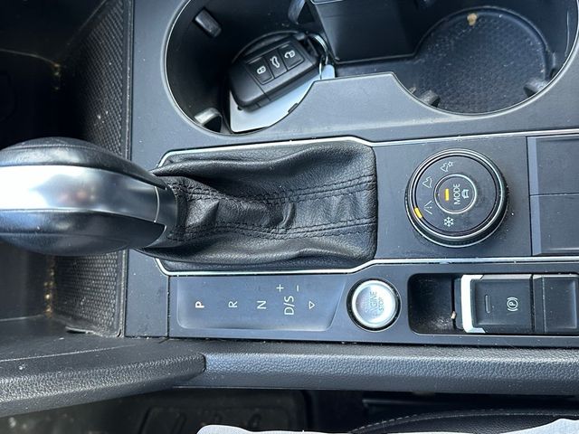 2018 Volkswagen Atlas 3.6L V6 SE 4MOTION - 22959566 - 21