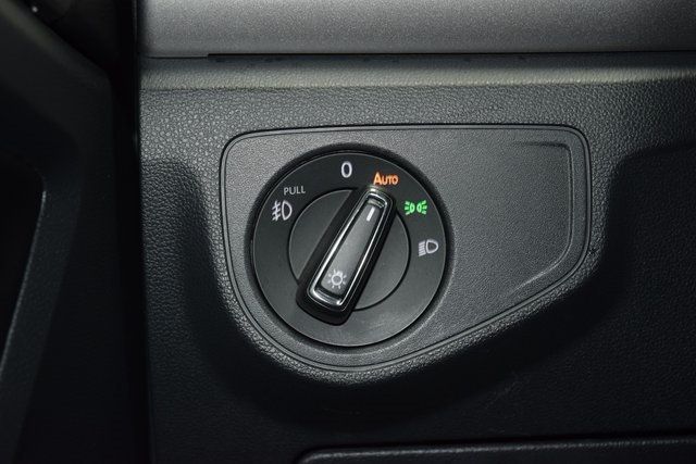 2018 Volkswagen Atlas 3.6L V6 SE 4MOTION - 22959566 - 31