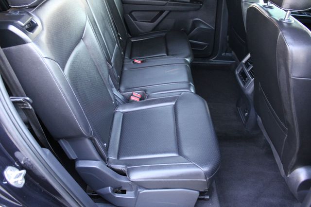 2018 Volkswagen Atlas 3.6L V6 SE 4MOTION - 22959427 - 16