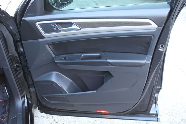 2018 Volkswagen Atlas 3.6L V6 SE 4MOTION - 22959427 - 21