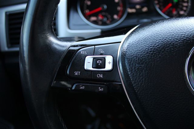 2018 Volkswagen Atlas 3.6L V6 SE 4MOTION - 22959427 - 25