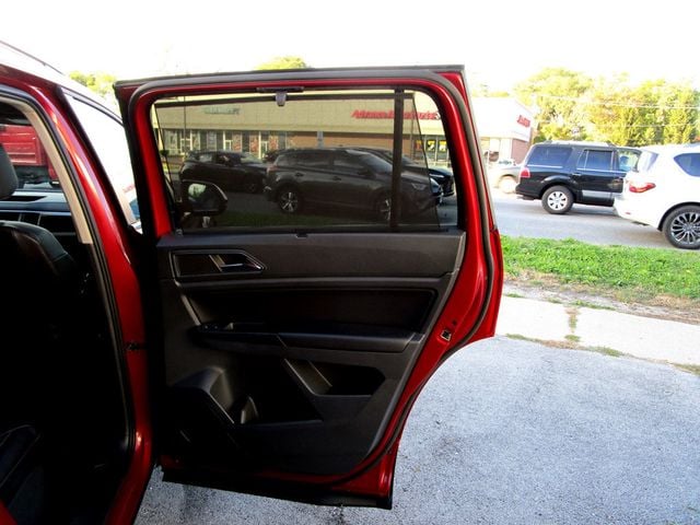 2018 Volkswagen Atlas 3.6L V6 SE 4MOTION - 23097256 - 36