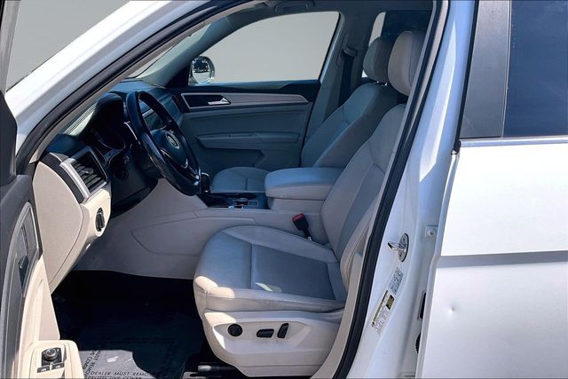 2018 Volkswagen Atlas 3.6L V6 SE 4MOTION - 23039517 - 9