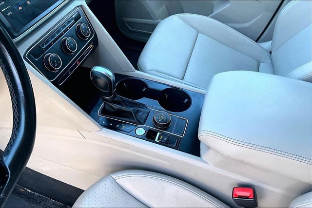 2018 Volkswagen Atlas 3.6L V6 SE 4MOTION - 23039517 - 28