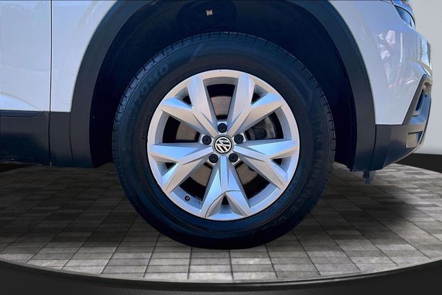 2018 Volkswagen Atlas 3.6L V6 SE 4MOTION - 23039517 - 32