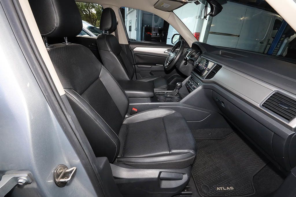 2018 Volkswagen Atlas V6 SE photo 12