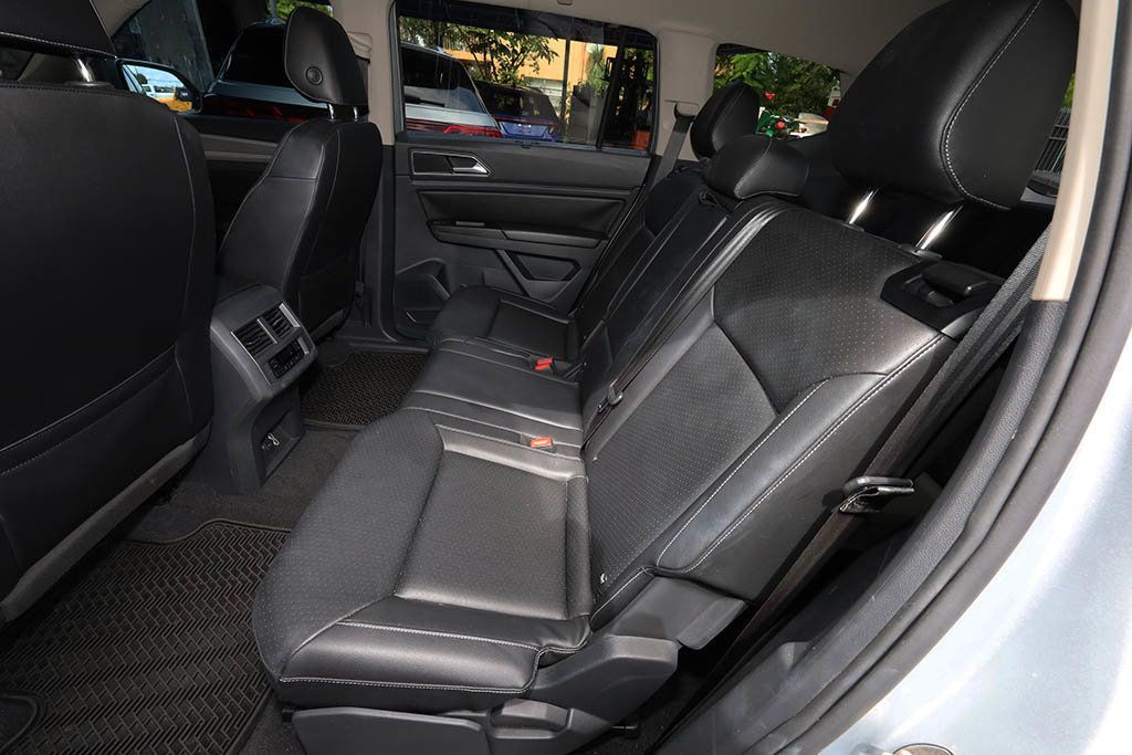 2018 Volkswagen Atlas V6 SE photo 13