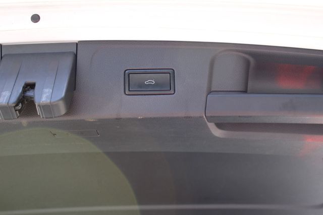 2018 Volkswagen Atlas 3.6L V6 SE FWD - 23043064 - 35