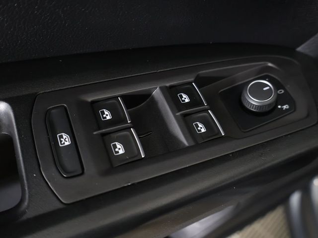 2018 Volkswagen Atlas 3.6L V6 SE FWD - 23017691 - 40