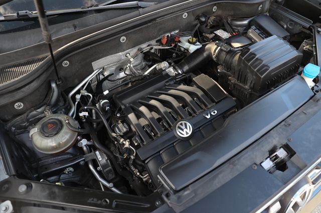 2018 Volkswagen Atlas 3.6L V6 SE FWD - 23019783 - 44