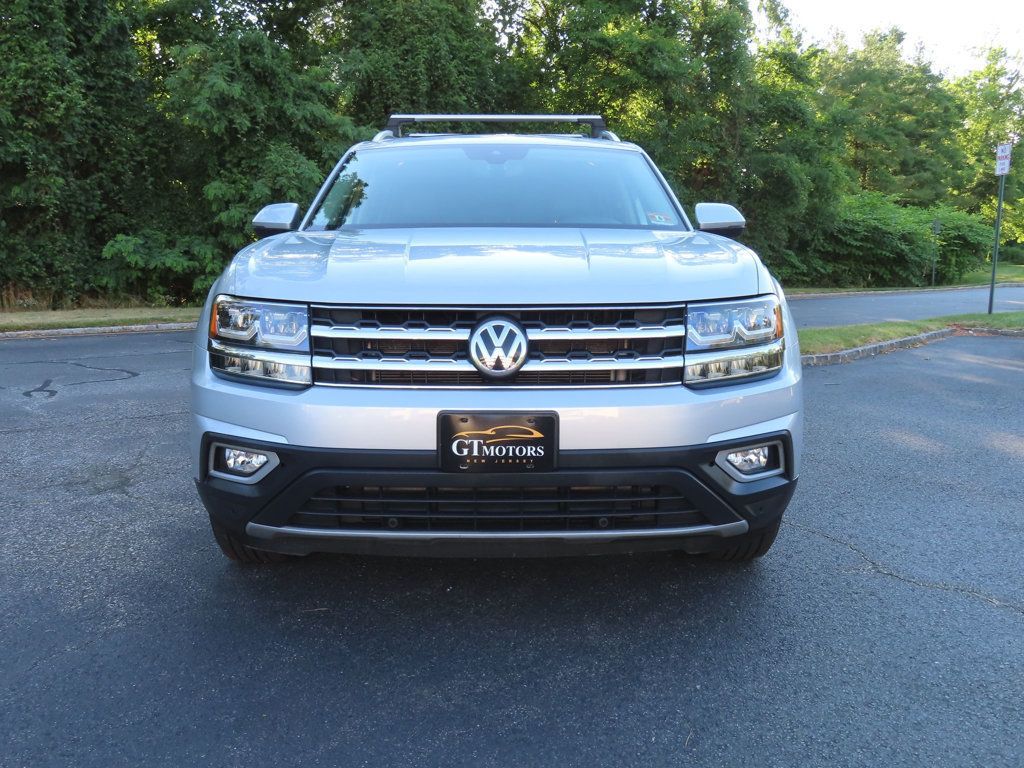 2018 Volkswagen Atlas SE photo 3