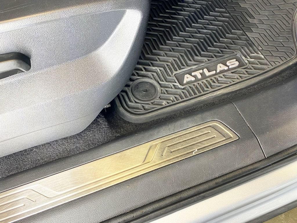 2018 Volkswagen Atlas 3.6L V6 SEL 4MOTION - 22980475 - 47