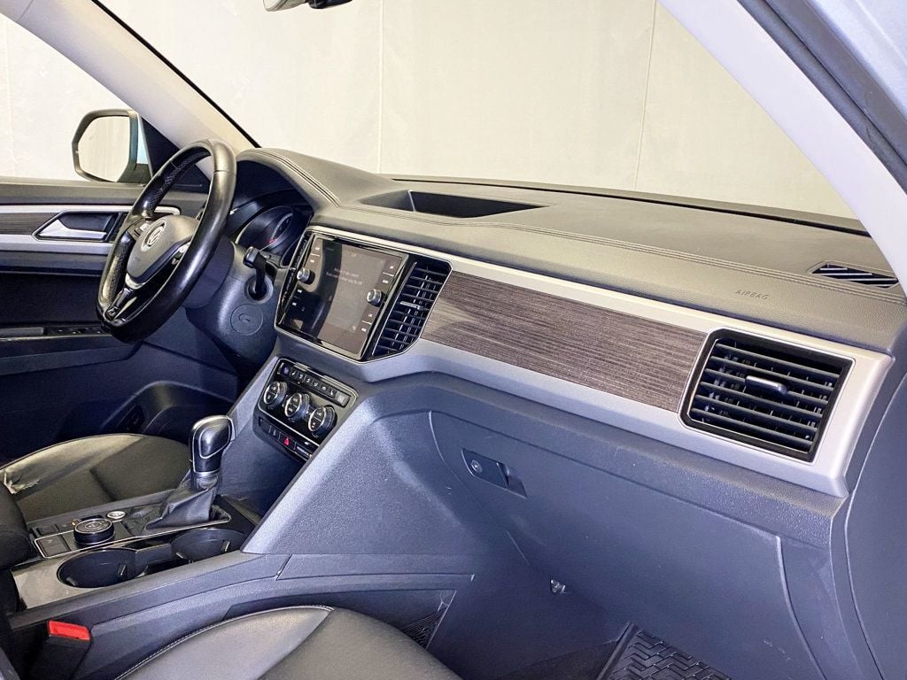 2018 Volkswagen Atlas 3.6L V6 SEL 4MOTION - 22980475 - 48