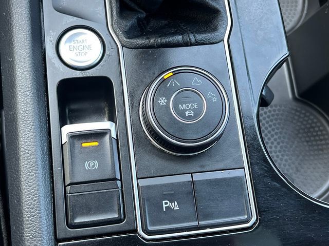 2018 Volkswagen Atlas 3.6L V6 SEL 4MOTION - 23015706 - 32