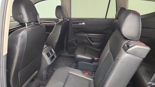 2018 Volkswagen Atlas 3.6L V6 SEL 4MOTION w/ Captain's Chairs & Trailer Hitch - 23040954 - 19