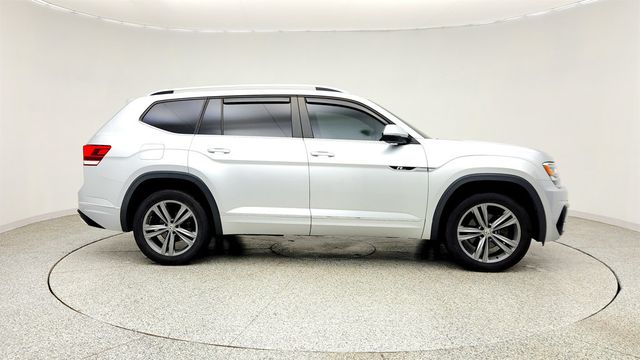 2018 Volkswagen Atlas 3.6L V6 SEL 4MOTION w/ Captain's Chairs & Trailer Hitch - 23040954 - 3