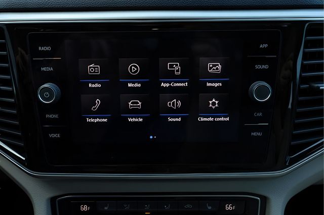 2018 VOLKSWAGEN ATLAS 3.6L V6 SEL FWD - 22967760 - 27