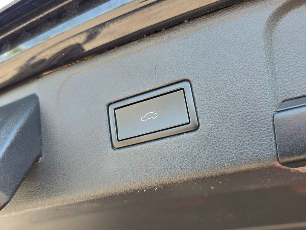 2018 Volkswagen Atlas 3.6L V6 SEL FWD - 22932494 - 13