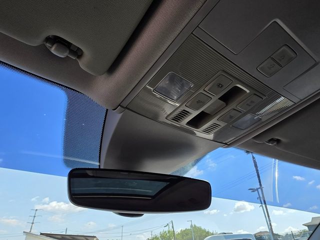 2018 Volkswagen Atlas 3.6L V6 SEL FWD - 22932494 - 36