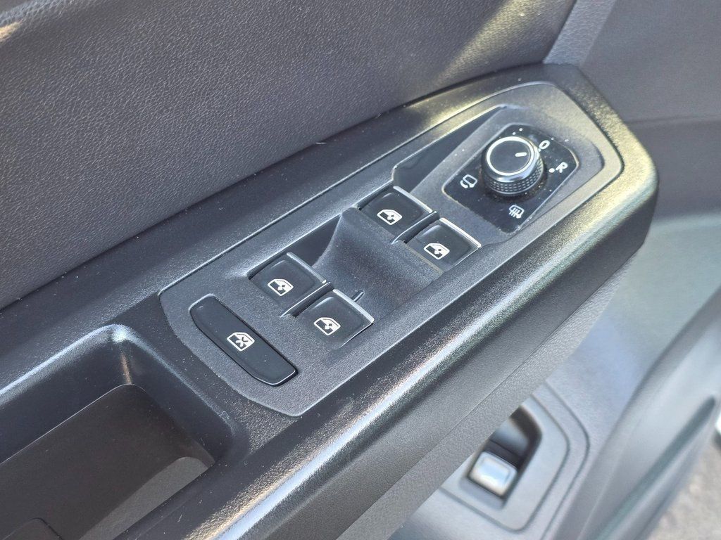 2018 Volkswagen Atlas 3.6L V6 SEL Premium 4MOTION - 22937408 - 27