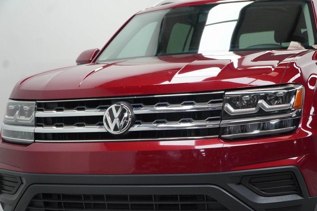 2018 Volkswagen Atlas V6 S photo 2