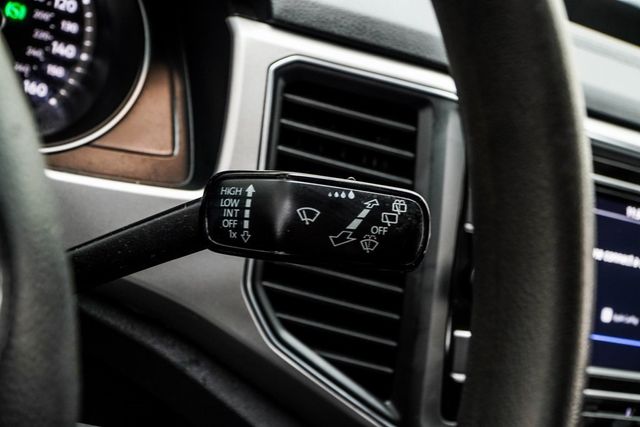 2018 Volkswagen Atlas 3.6L V6 S FWD - 22926924 - 29