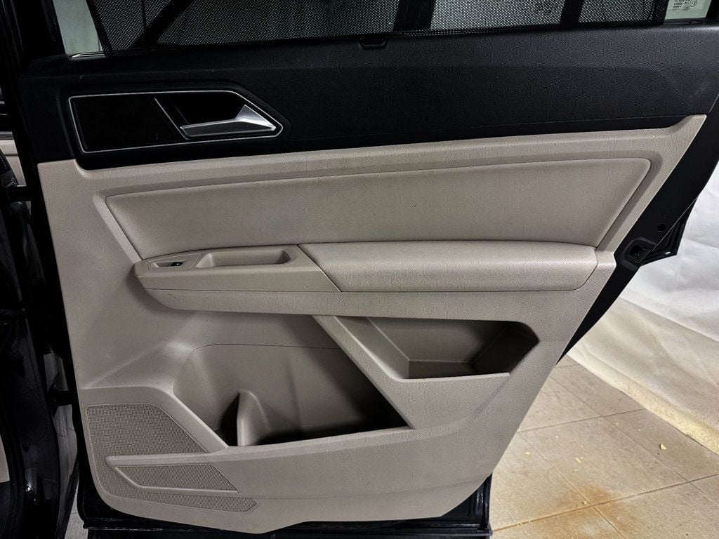 2018 Volkswagen Atlas SE photo 15