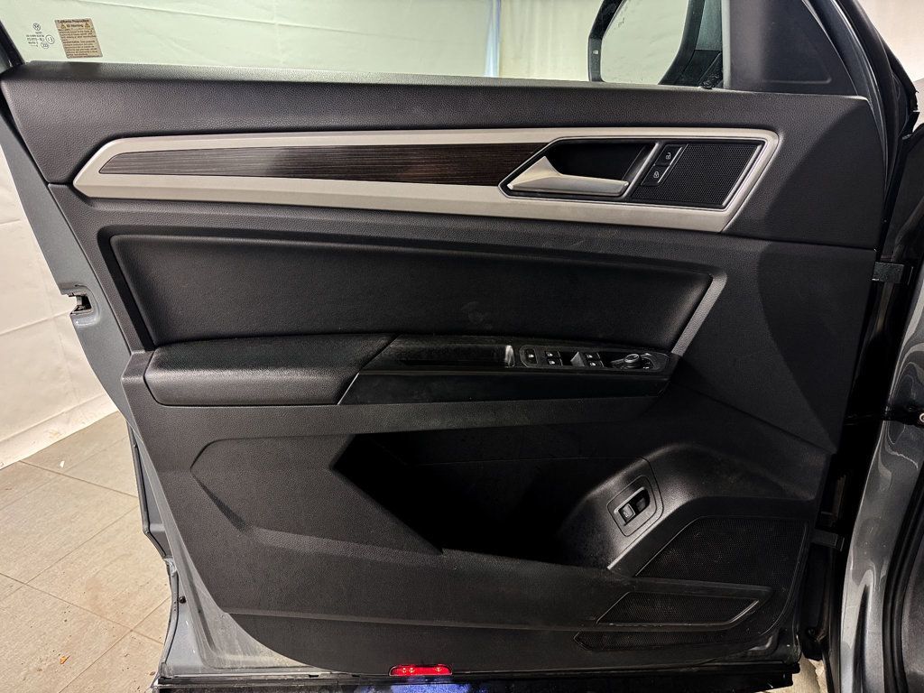 2018 Volkswagen Atlas SEL 4MOTION V6 AWD - 22975569 - 15