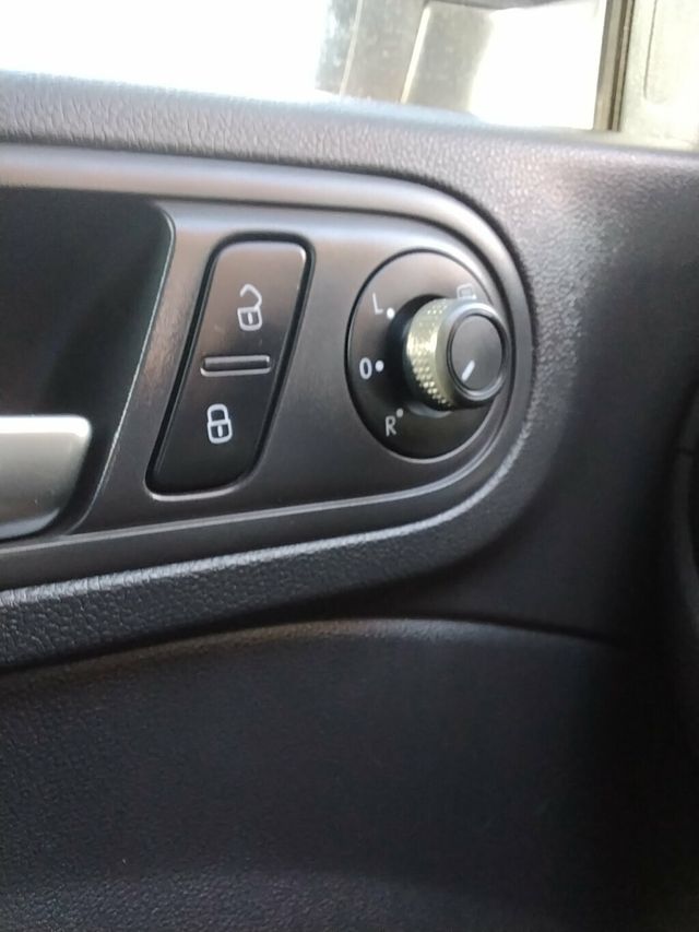 2018 Volkswagen Beetle Coast Automatic - 23043313 - 20
