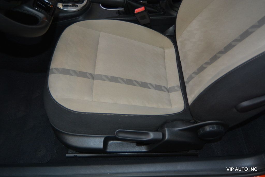 2018 Volkswagen Beetle Coast Automatic - 23052696 - 17