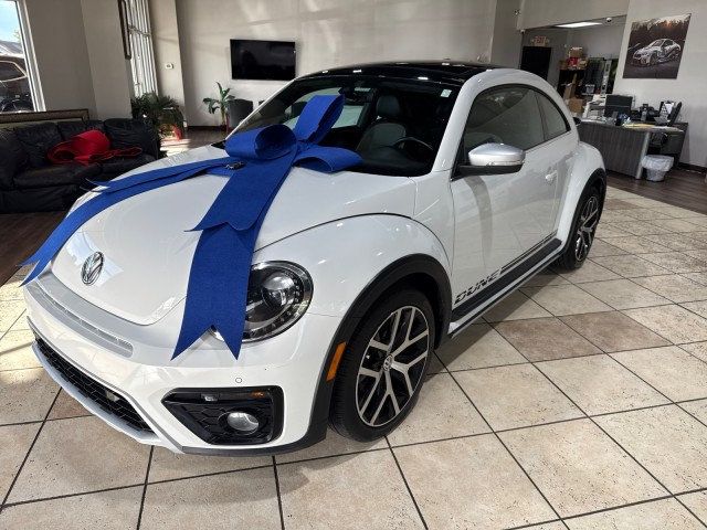2018 Volkswagen Beetle Dune photo 2