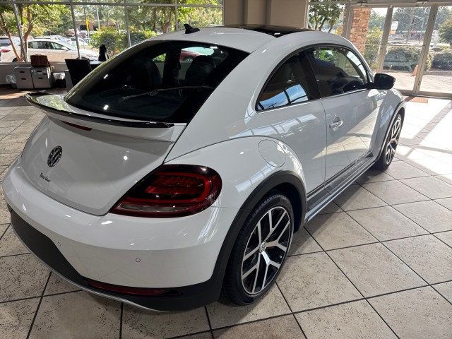 2018 Volkswagen Beetle Dune photo 4