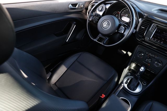 2018 Volkswagen Beetle S Automatic - 22963015 - 23